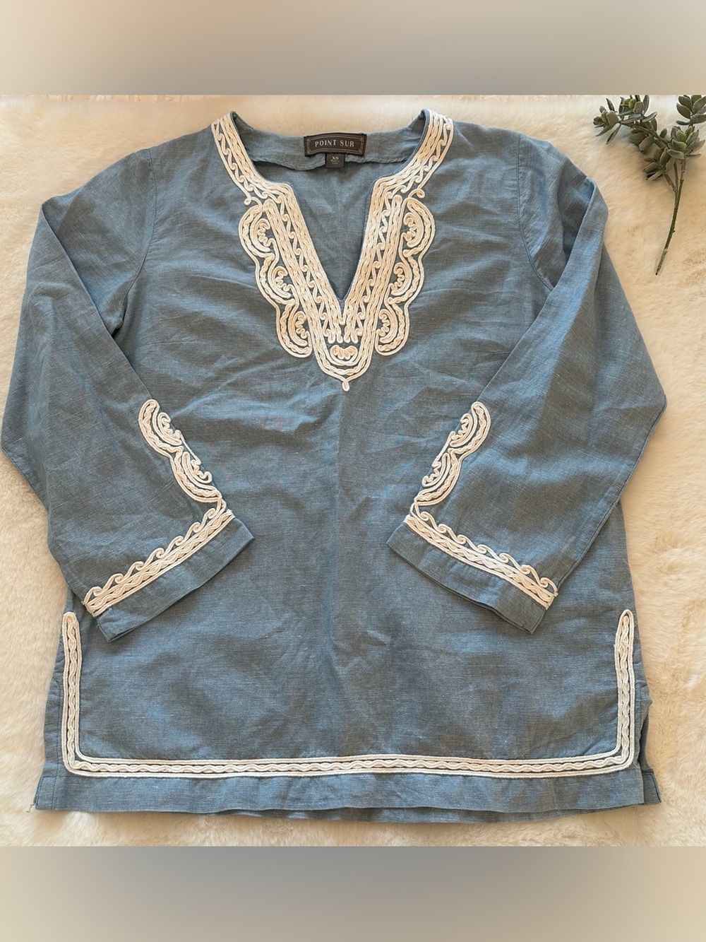 Point Sur | EUC - Embroidered Tunic - Size XS